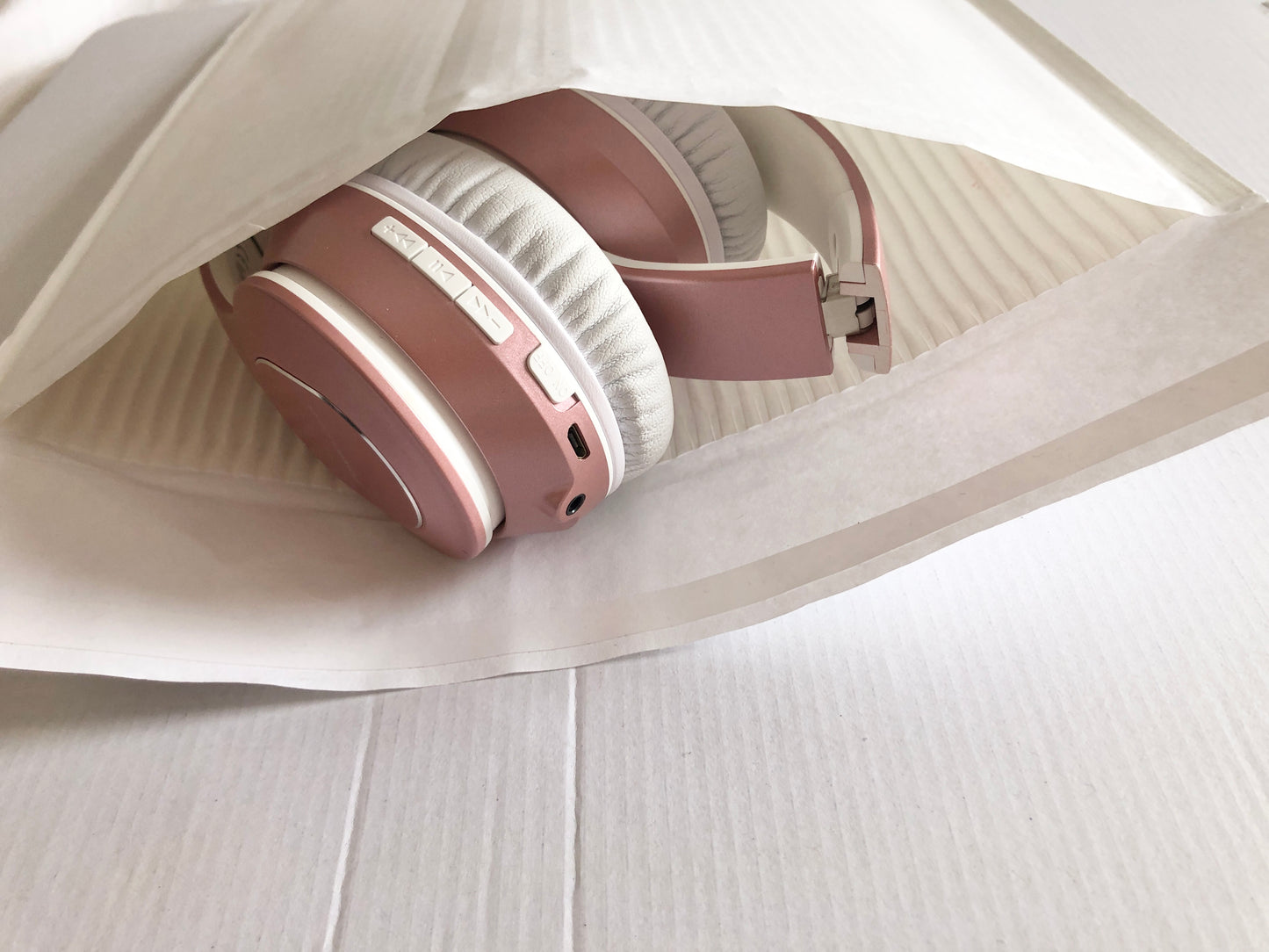 220 x 330mm Enviroflute White Peel & Seal Padded Pocket EF3/F