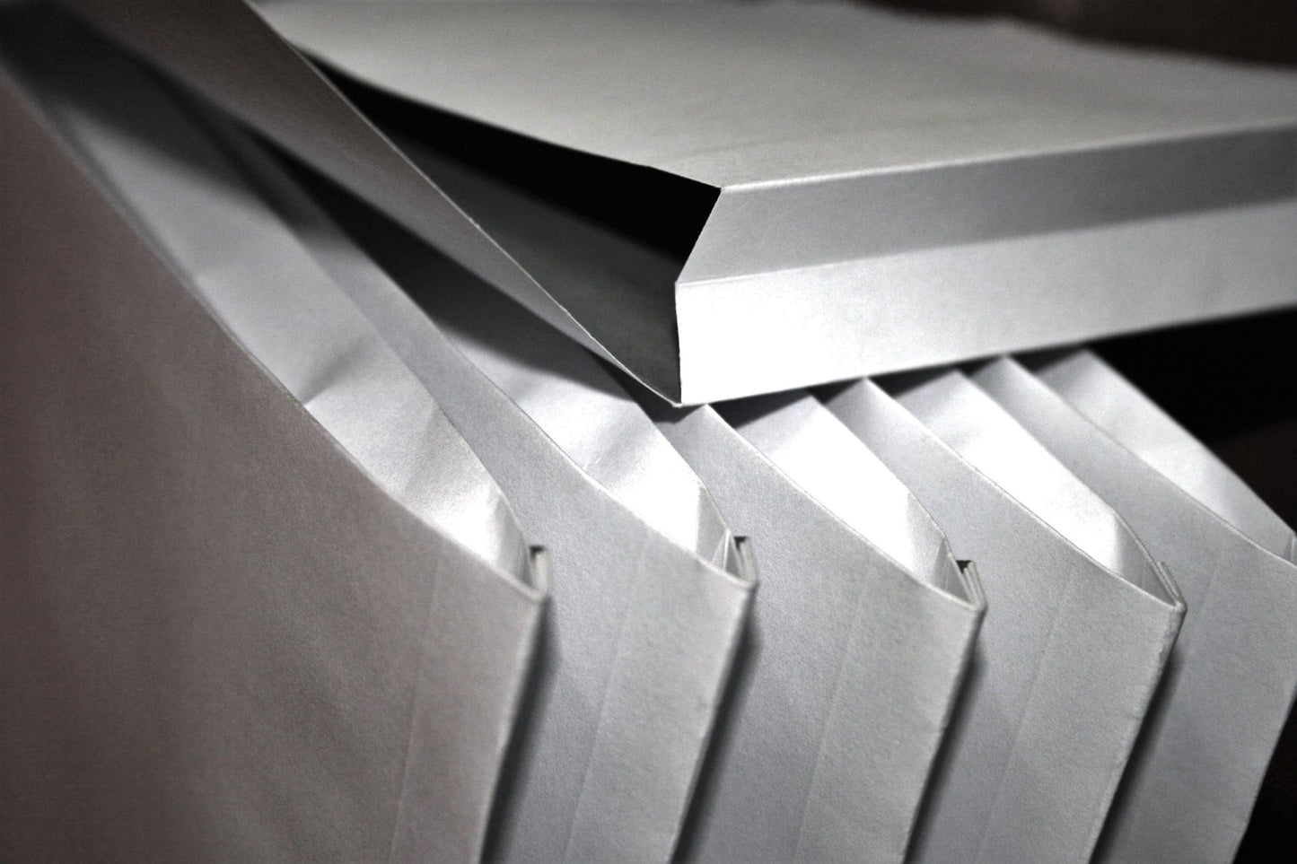 350 x 250mm Appalachian White Peel & Seal Gusset 8815PIP