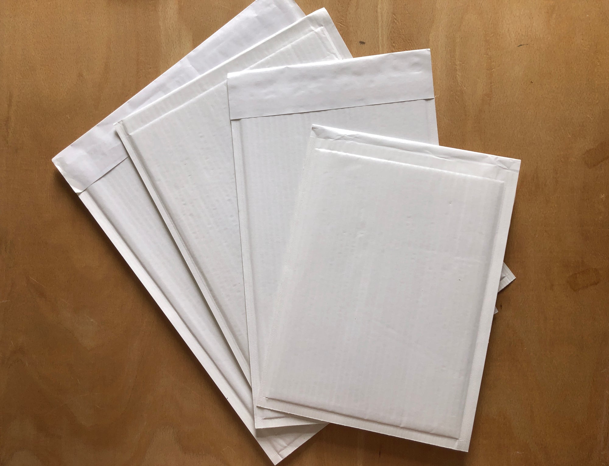 180 x 265mm  Enviroflute White Peel & Seal Padded Pocket EF1/D